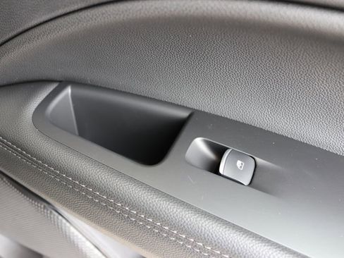 New 2025 Alfa Romeo Stelvio Sprint image 28