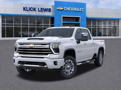 New 2026 Chevrolet Silverado 2500 LT w/ Z71 Chrome Sport Edition AWD/4WD image 6