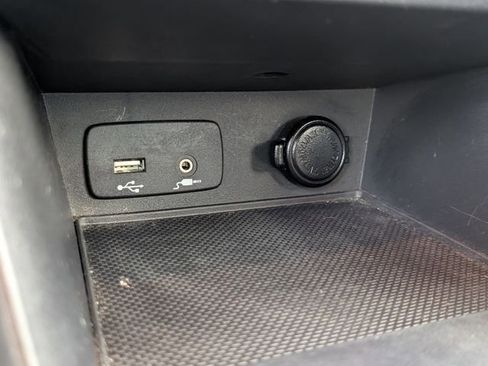 Used 2023 Subaru Crosstrek 2.0i image 30