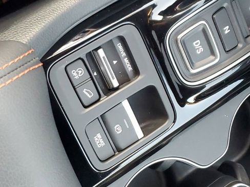 Certified 2025 Honda Pilot TrailSport image 25