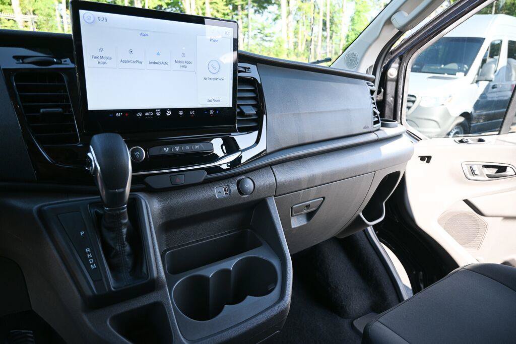 Used 2025 Ford Transit 350 XLT RWD image 13
