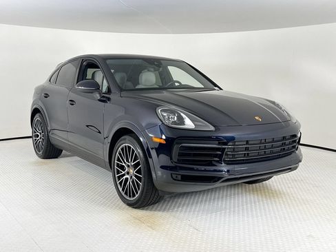Certified 2023 Porsche Cayenne Coupe AWD/4WD image 16