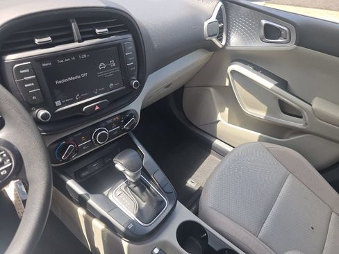 Used 2024 Kia Soul LX FWD image 26