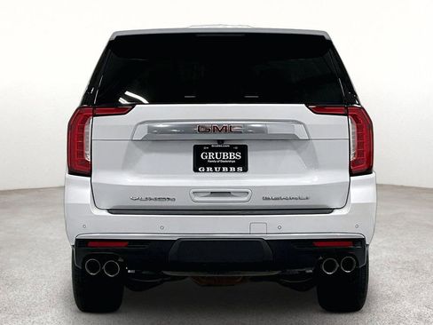 Used 2024 GMC Yukon XL Denali AWD/4WD image 5