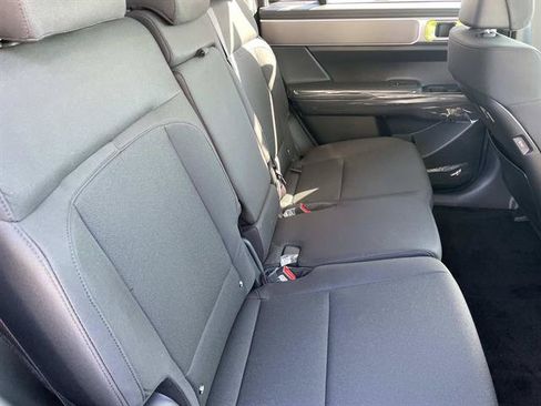 New 2026 Hyundai Santa Fe SE FWD image 25