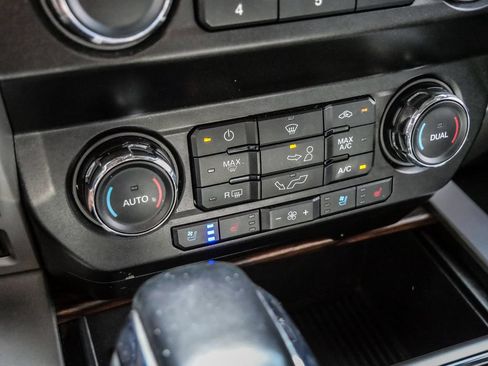 Used 2019 Ford F150 Lariat AWD/4WD image 38