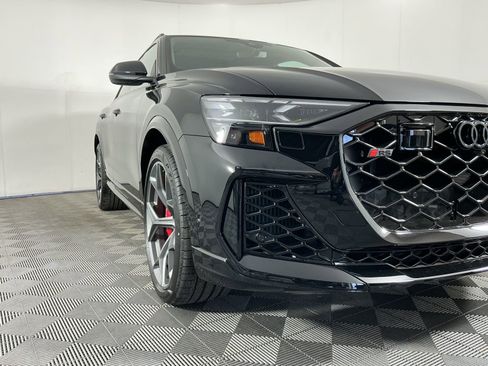 New 2026 Audi RS Q8 performance image 3