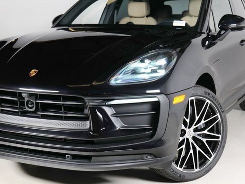 New 2026 Porsche Macan AWD/4WD image 31