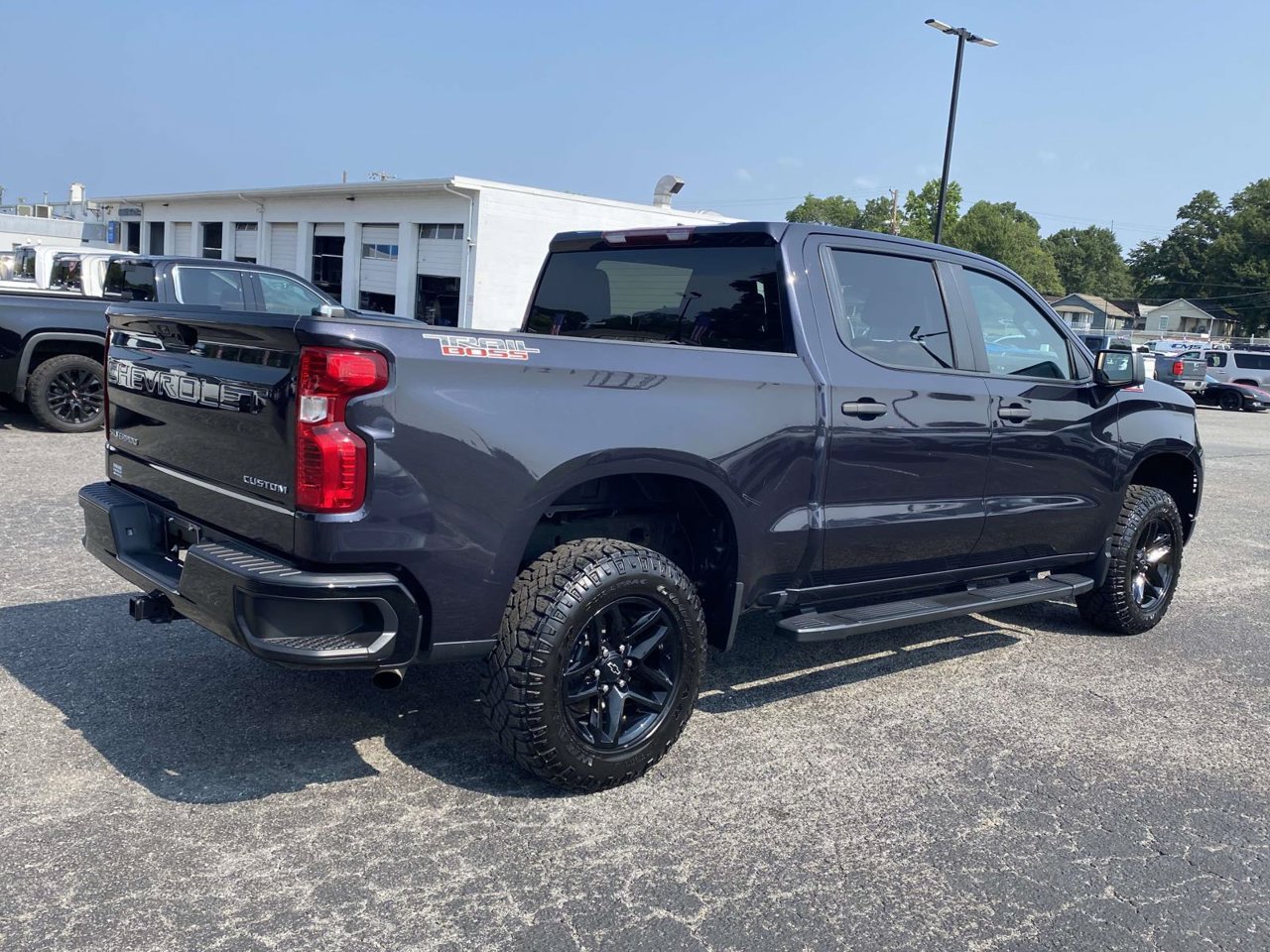 Used 2023 Chevrolet Silverado 1500 Custom Trail Boss AWD/4WD image 6