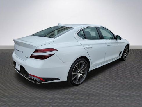 Used 2025 Genesis G70 2.5T AWD/4WD image 5