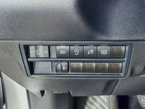 Used 2025 Toyota Tundra SR AWD/4WD image 20