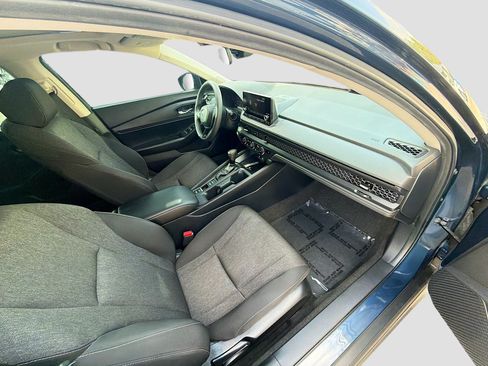 Used 2024 Honda Accord EX image 29