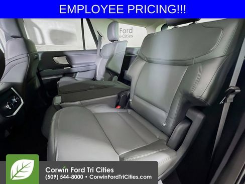 New 2026 Ford Expedition Active AWD/4WD image 28