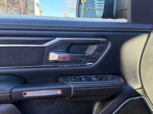 Used 2024 RAM 1500 Laramie image 9