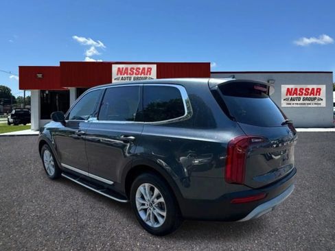 Used 2020 Kia Telluride LX FWD image 3