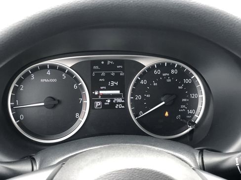 New 2025 Nissan Kicks Play S image 24