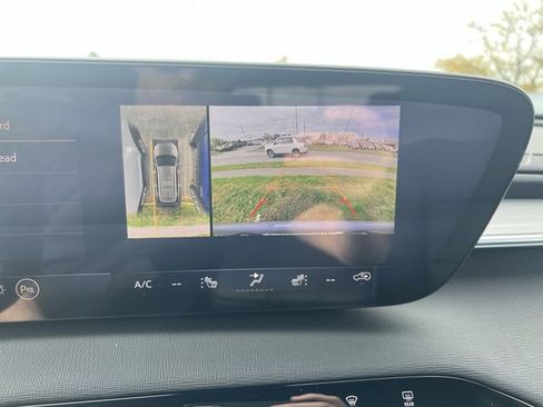 New 2026 Buick Enclave Preferred w/ Power Package FWD image 18