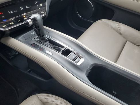Used 2018 Honda HR-V EX-L image 17