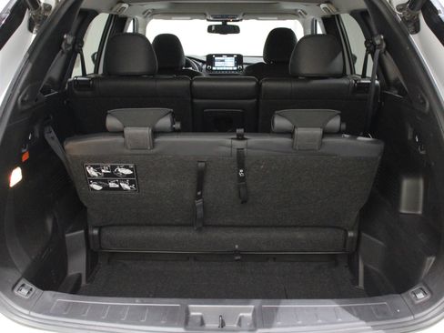 Used 2024 Mitsubishi Outlander 4WD Plug-In Hybrid image 25