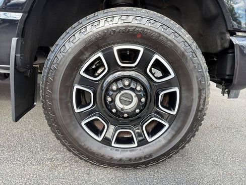 Certified 2026 Ford F250 Platinum w/ FX4 Off-Road Package AWD/4WD image 5