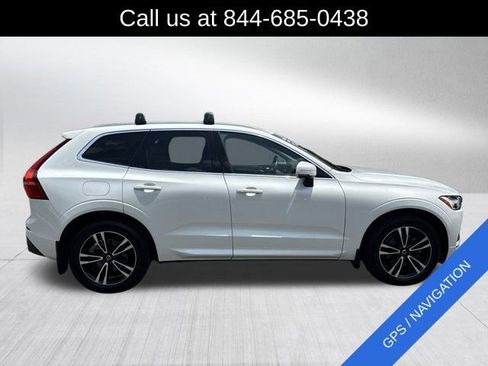 Used 2020 Volvo XC60 T5 Momentum w/ Protection Package AWD/4WD image 4