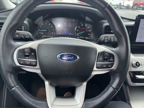 Certified 2022 Ford Explorer XLT AWD/4WD image 29