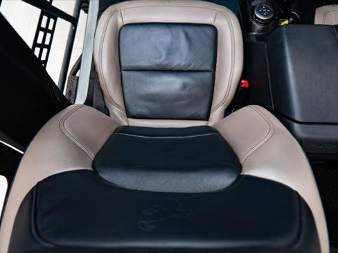 Used 2023 Ford Bronco Wildtrak image 18