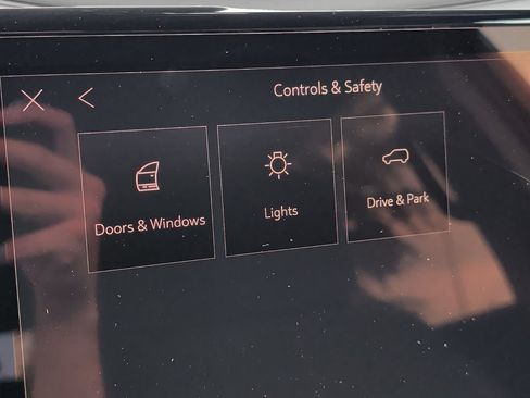 Used 2026 GMC Acadia Elevation w/ LPO, Floor Liner Package AWD/4WD image 21