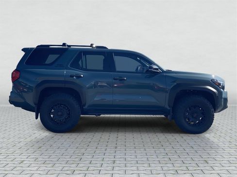 Certified 2025 Toyota 4Runner TRD Off-Road Premium image 8
