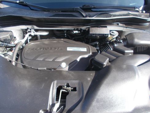 Used 2017 Honda Pilot LX image 10