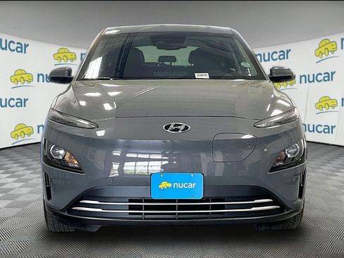 Used 2023 Hyundai Kona SE w/ Cargo Package FWD image 2