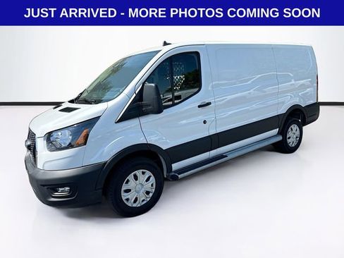 Used 2025 Ford Transit 250 Low Roof w/ Exterior Upgrade Package RWD image 3