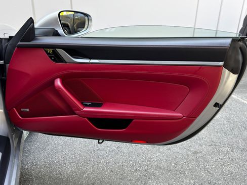 Used 2021 Porsche 911 Targa 4S image 44