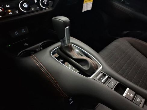 Certified 2026 Honda HR-V Sport image 18