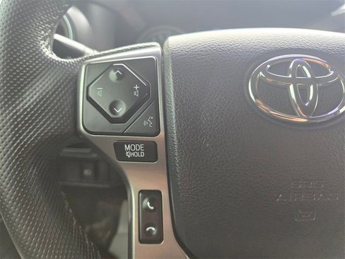 Used 2018 Toyota Tacoma 4x4 Double Cab image 18