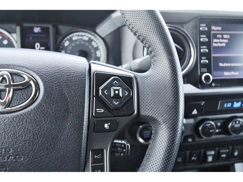 Used 2021 Toyota Tacoma TRD Off-Road w/ Technology Package AWD/4WD image 24