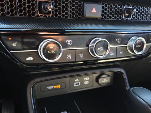 Used 2025 Honda CR-V Sport Touring image 29