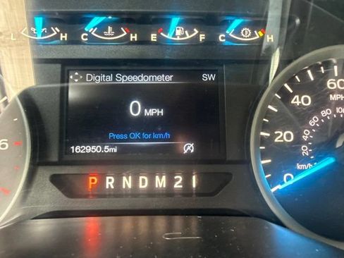 Used 2017 Ford F150 XLT w/ Equipment Group 301A Mid AWD/4WD image 12