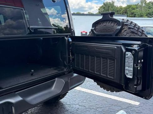 Used 2021 Jeep Wrangler Unlimited Sport AWD/4WD image 12