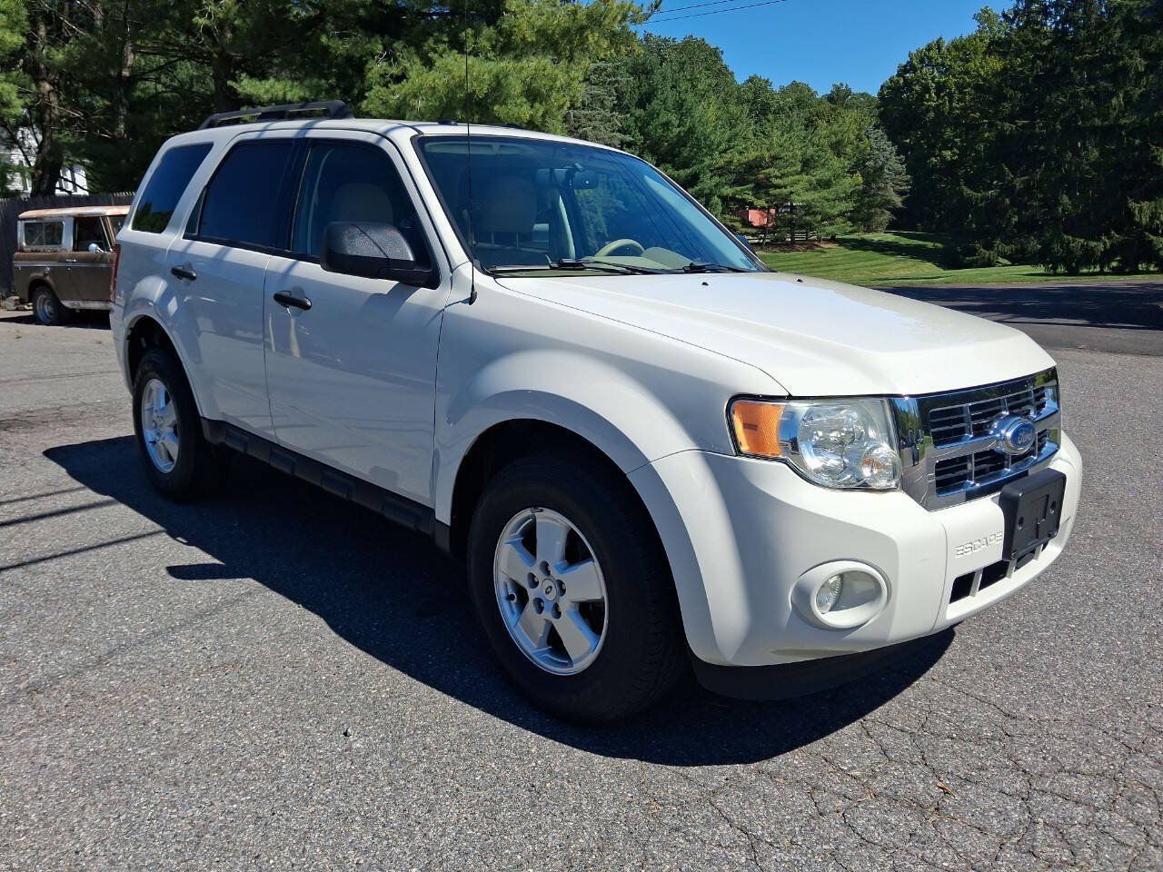 Used 2012 Ford Escape XLT AWD/4WD image 7