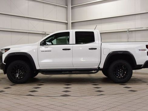 New 2026 Chevrolet Colorado Trail Boss AWD/4WD image 4