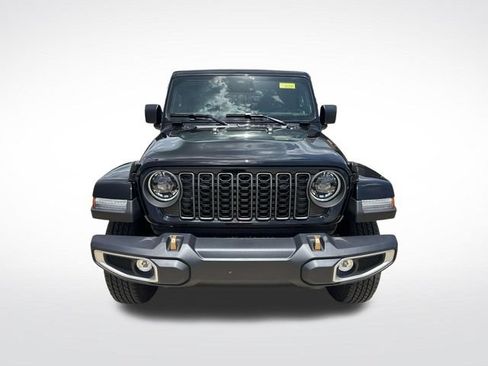 New 2026 Jeep Gladiator Sport AWD/4WD image 2