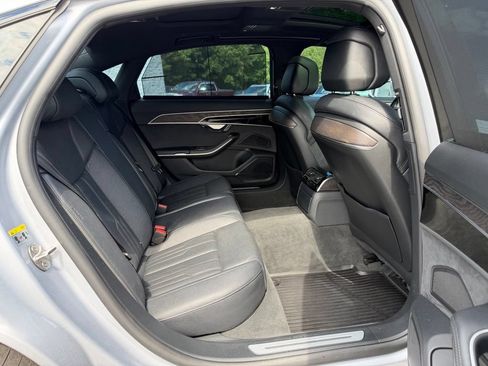 Used 2022 Audi A8 L 3.0T w/ Executive Package AWD/4WD image 13