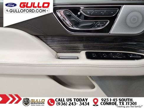 Used 2019 Lincoln Navigator Black Label w/ Cargo Package image 20