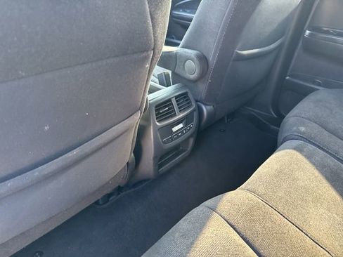 Used 2022 Honda Pilot Sport image 29