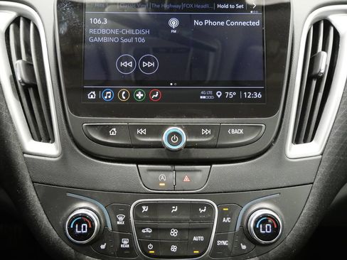 Used 2023 Chevrolet Malibu LT FWD image 19