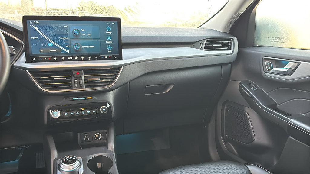 Used 2024 Ford Escape Platinum AWD/4WD image 10