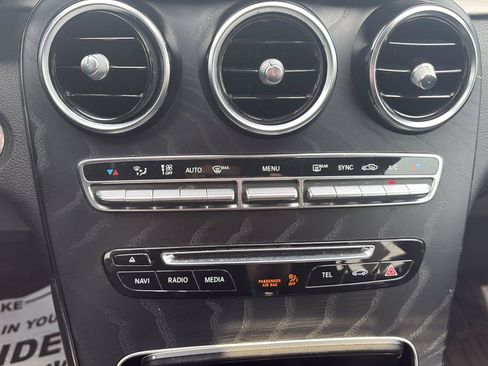 Used 2019 Mercedes-Benz GLC 300 4MATIC Coupe w/ Multimedia Package image 15