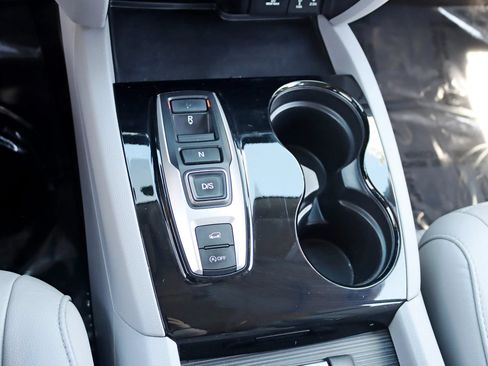 Used 2017 Honda Pilot Touring image 27