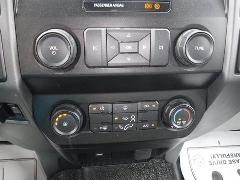 Used 2021 Ford F250 XL w/ Power Equipment Group AWD/4WD image 18